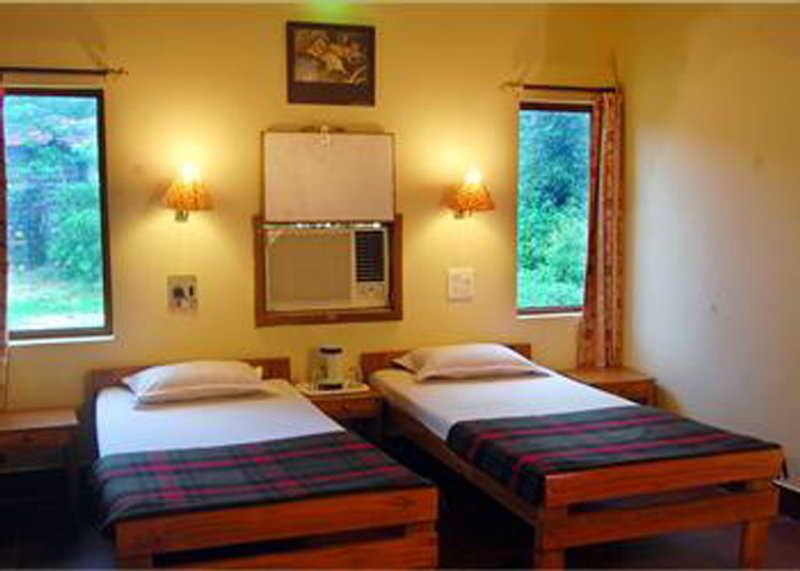 Mogli Resort Kānha Extérieur photo